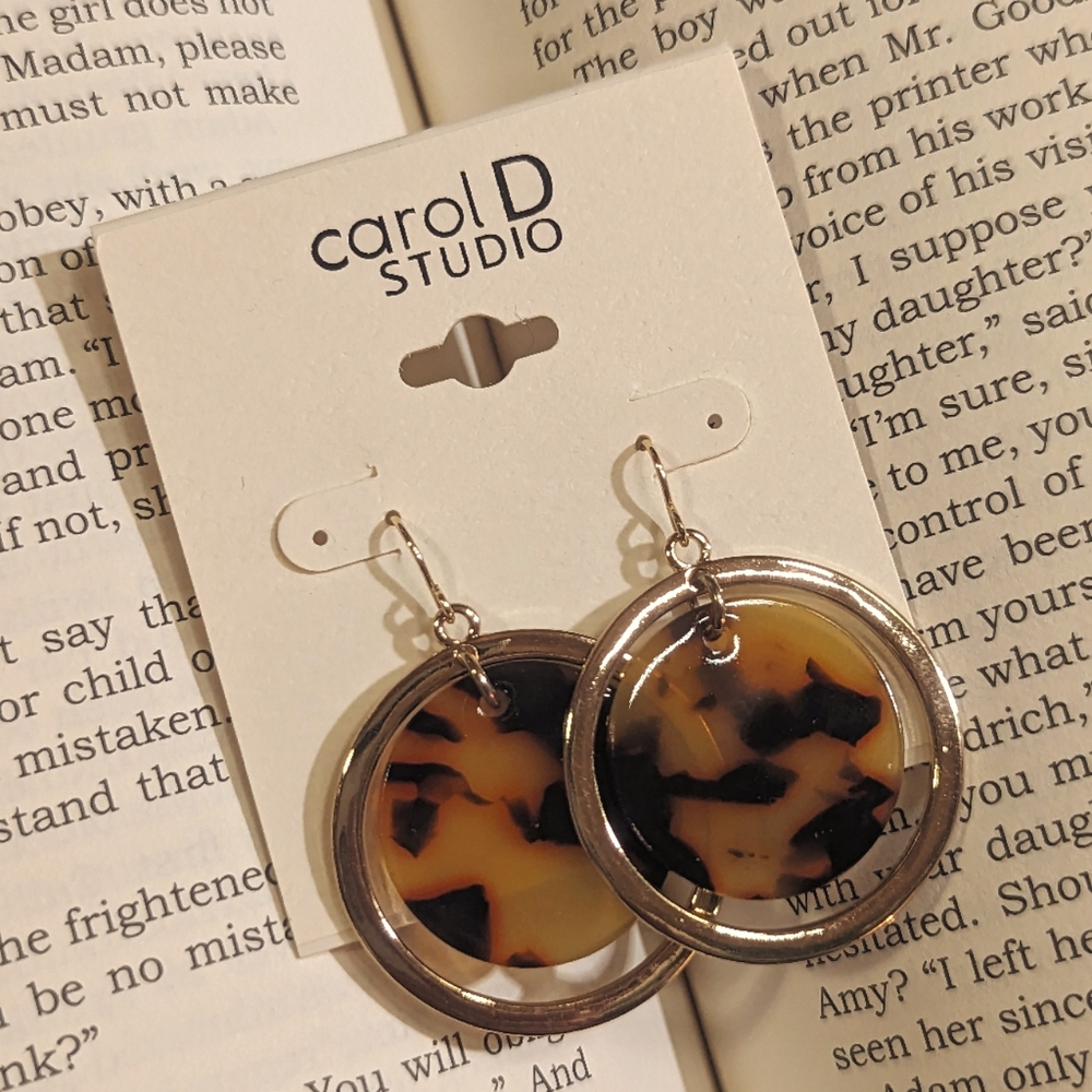 Carol D Studio Tortoise Shell Gold Alloy Earrings NWT